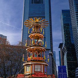 Christmas in Frankfurt by Thomas Riess