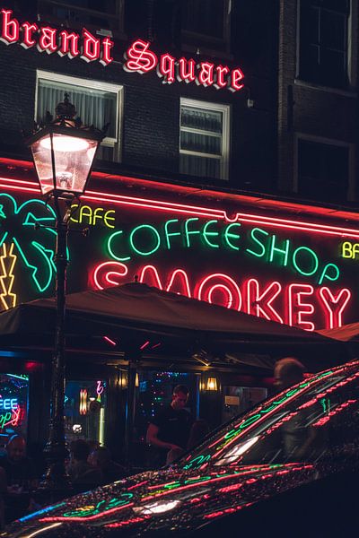 Reflectie Coffeeshop Smokey Amsterdam van Alex van der Aa