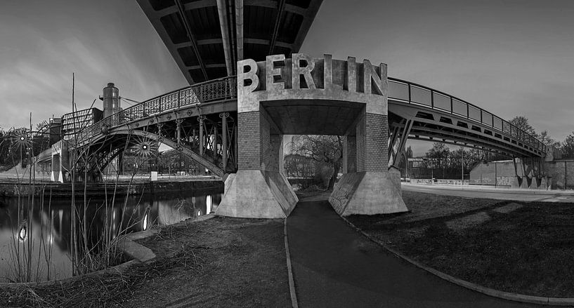 Berlin Schöneberg - Anhalter Steg with BERLIN lettering by Frank Herrmann