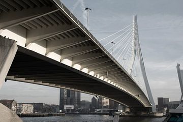 Erasmusbrug Rotterdam van Tim Vlielander
