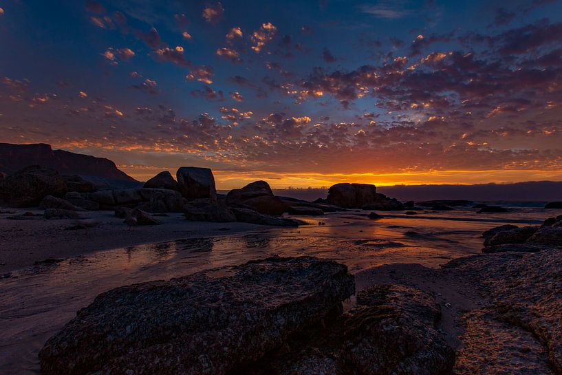 Zonsondergang, Bloubergstrand Beach, Zuid-Afrika par Willem Vernes