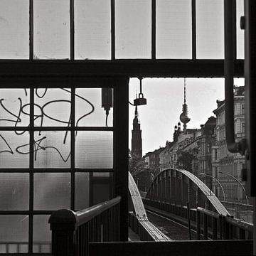 Berlin underground station Eberswalder Strasse of line U2 by Silva Wischeropp