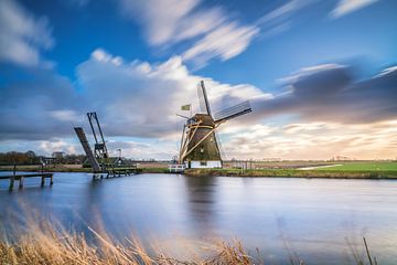 Holländische Windmühle bei Abcoude von Ramón Tolkamp