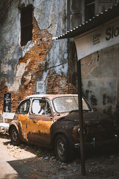 32 Thai Craft Chocolate in Talat Noi: A Tasting of Local Delicacies by Ken Tempelers