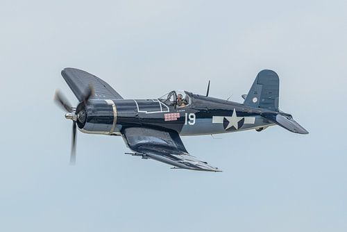 Vought F4U-1C Corsair jachtbommenwerper.