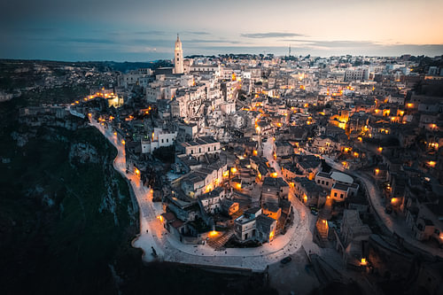 Matera bij Avondlicht