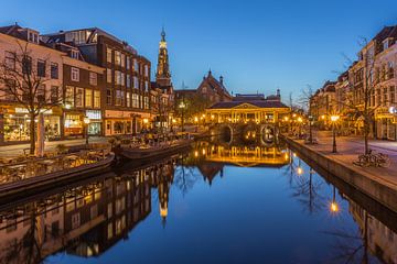 Leiden by Night - Koornbrug - 1 van Tux Photography
