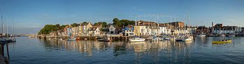 Hafen und Boote in Weymouth, Dorset, im Abendlicht.