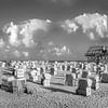 Strand von Sankt Peter Ording an der Nordsee in schwarzweiss von Manfred Voss, Schwarz-weiss Fotografie