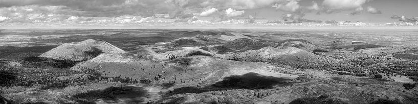 Auvergne volcano landscape in black and white by Manfred Voss, Black-White Photography