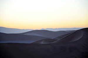 Sunrise in Sossusvlei van Alice Sies