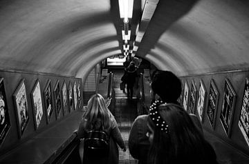 London Bridge Station - To the tube sur Arjen van de Belt