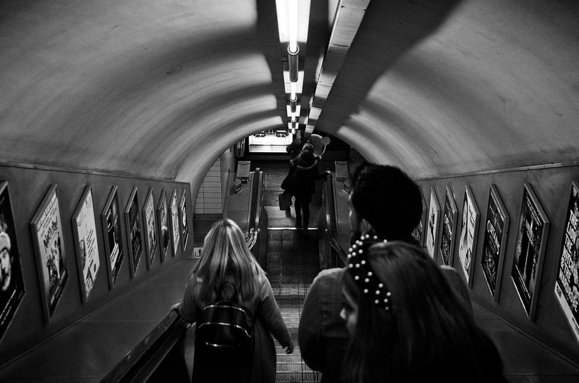 London Bridge Station - To the tube von Arjen van de Belt