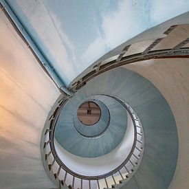 Wendeltreppe im Leuchtturm von Hvide Sande 3 von Anne Ponsen