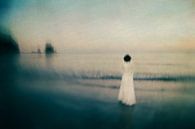 RUNNING ON WAVES by Elena Jongman thumbnail