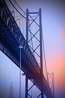 De stalen brug