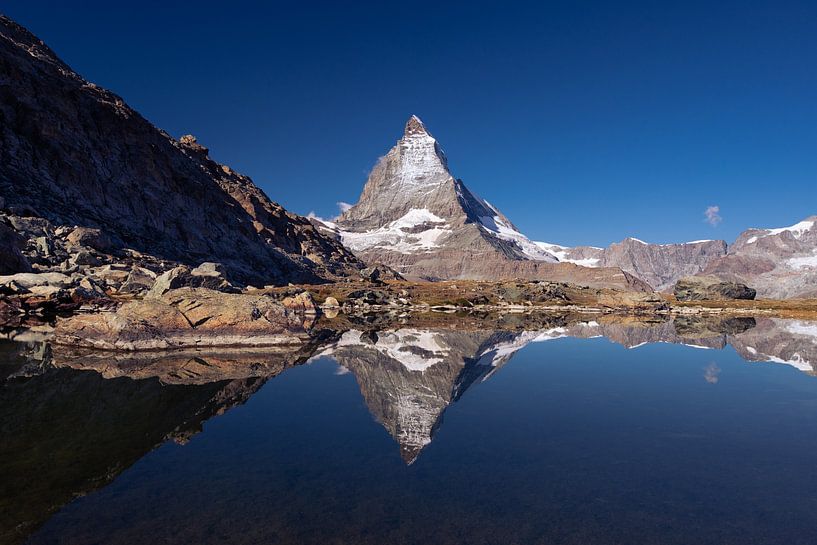 Matterhorn reflectie van Ronne Vinkx
