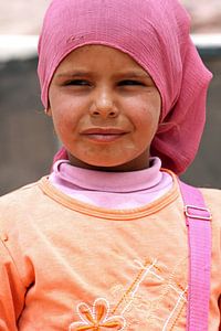 Kleines Mädchen in Jordanien von Gert-Jan Siesling