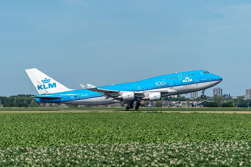 KLM Boeing 747-400 &quot;City of Jakarta (PH-BFI). by Jaap van den Berg