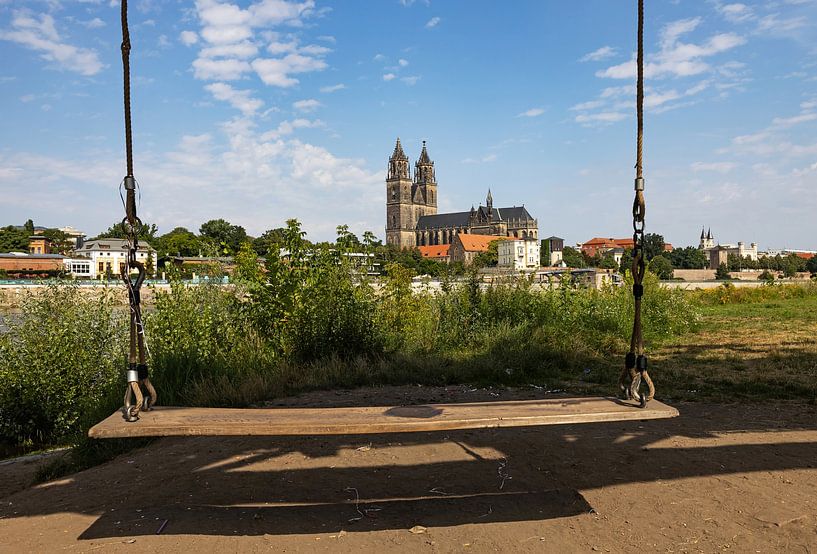 Magdebourg - Cathédrale et balançoire par Frank Herrmann