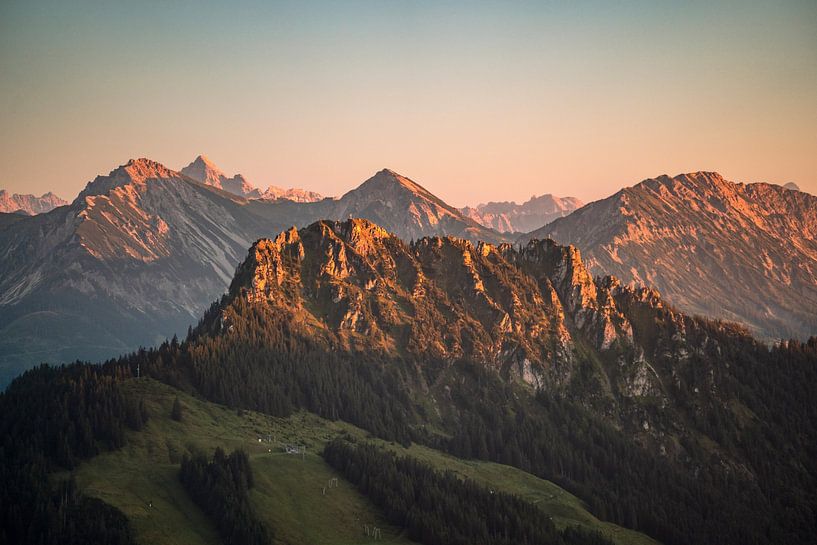 Zonsondergang bij de Zinken, Sorgschrofen en de Hochvogel van Leo Schindzielorz