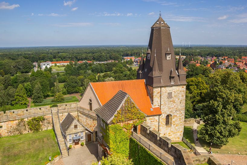 Uitzicht over het kasteel en de omgeving van Bad Bentheim van Marc Venema