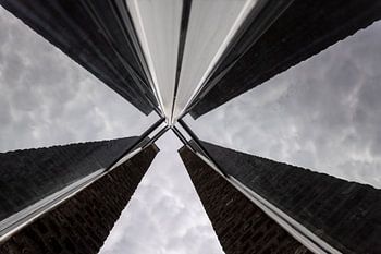 Reflet d'un bâtiment