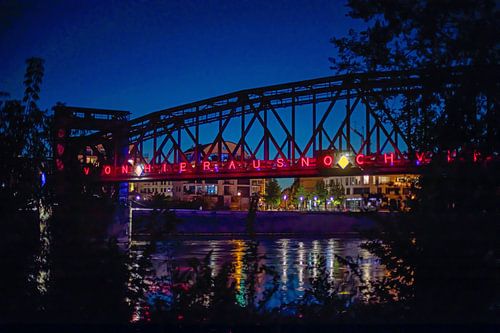 Maagdenburg - Hefbrug bij Nacht