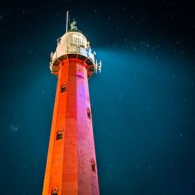Leuchtturm von Scheveningen bei Nacht von Wahid Fayumzadah