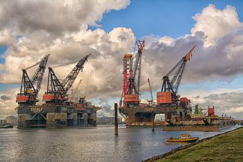 Heerema Schwestern in Rotterdam Hafen