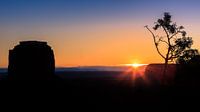 Sonnenaufgang im Monument Valley, USA von Henk Meijer Photography Miniaturansicht