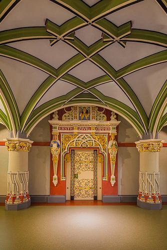 Kleurrijke Architectuur van het Landgericht in Halle (Saale)