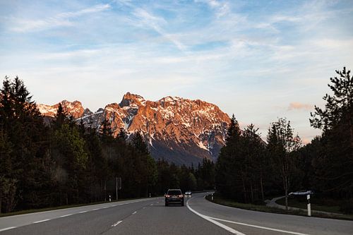 route vers les montagnes