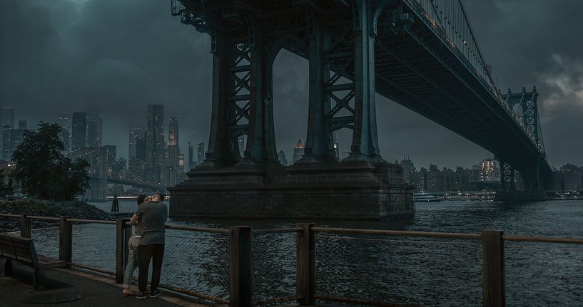 Lovers under the bridge - Lovers under the Bridge by Nico Geerlings