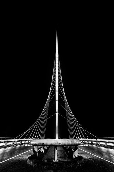 De Harp, Calatrava bridge in Nieuw Vennep in Black and White by Marcel van den Bos