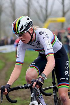 Fem van Empel wereldkampioen cyclocross van FreddyFinn