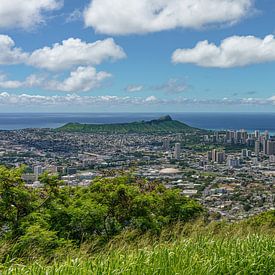 Honolulu, Waikiki und Diamond Head in einem Bild festgehalten. von Jaap van den Berg