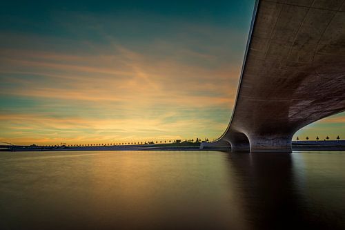 Zonsondergang over de Nevengeul in Nijmegen