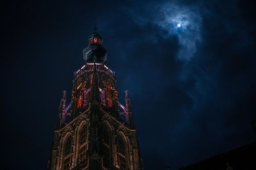 Grote Kerk in Breda bij maanlicht - Landschap