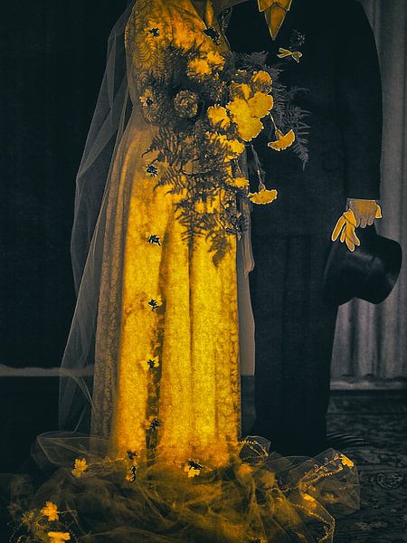 The yellow bride by Gabi Hampe