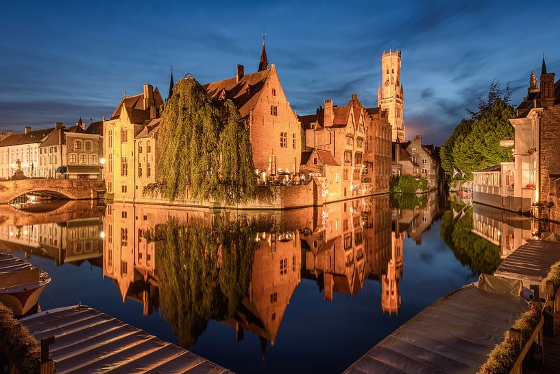 Blick vom Rosenkranzkai in Brügge, Belgien von Michael Valjak