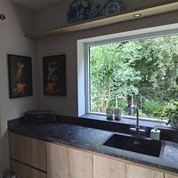 Klantfoto: Muis Staand op een stuk Kaas van But First Framing, op canvas