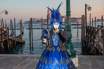 Carnaval in Venetië - bij zonsopgang op het San Marcoplein van t.ART