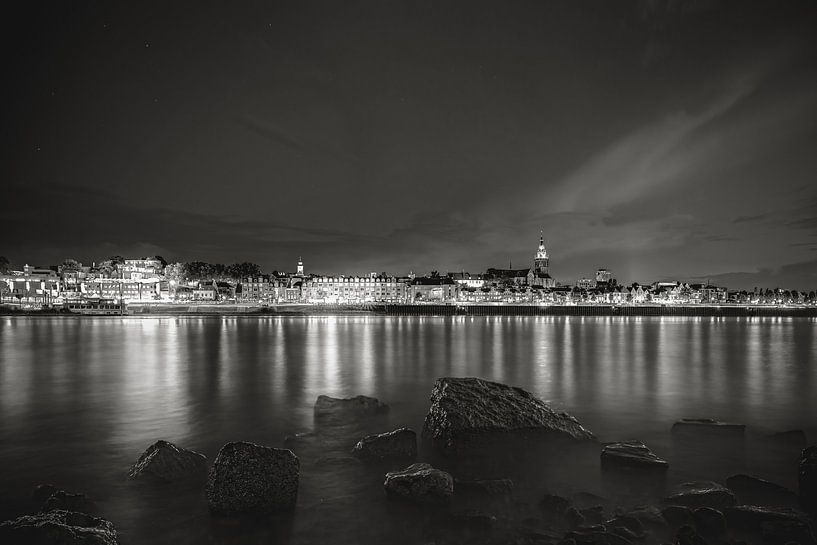 Waalkade Nijmegen by Night - black and white by Nicky Kapel