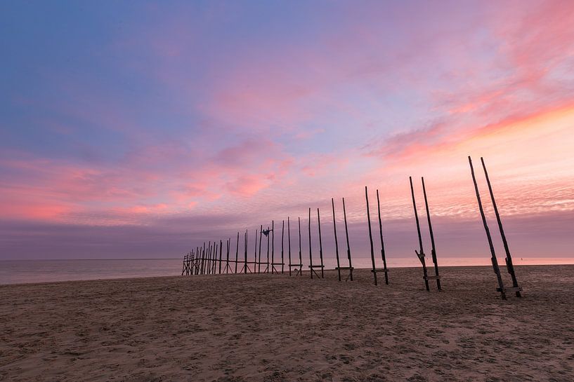Scaffolding for colored sky by Theo van Veenendaal