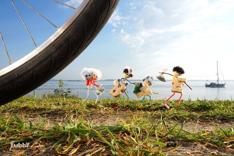 Fubby ist auf dem Weg ins Abenteuer. von Sailographic Paula