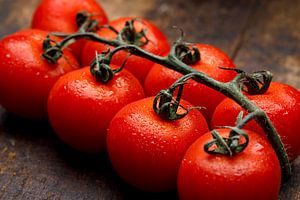 Tomates de vigne sur Mister Moret