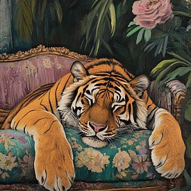 The tiger rests by Niklas Maximilian