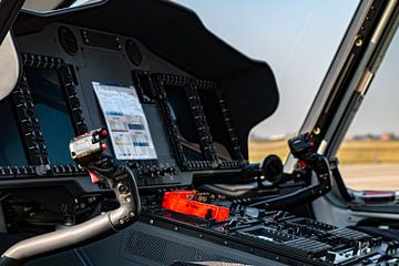 Airbus H175 cockpit van Capturedlight.nl Annet & Michel