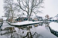 Winter in Dwarsgracht bij Giethoorn met de beroemde kanalen van Sjoerd van der Wal Fotografie thumbnail